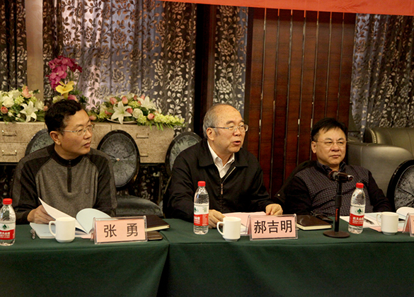 
										热烈祝贺我公司自主研发的“远程智能扬尘治理系统”顺利通过鉴定
										